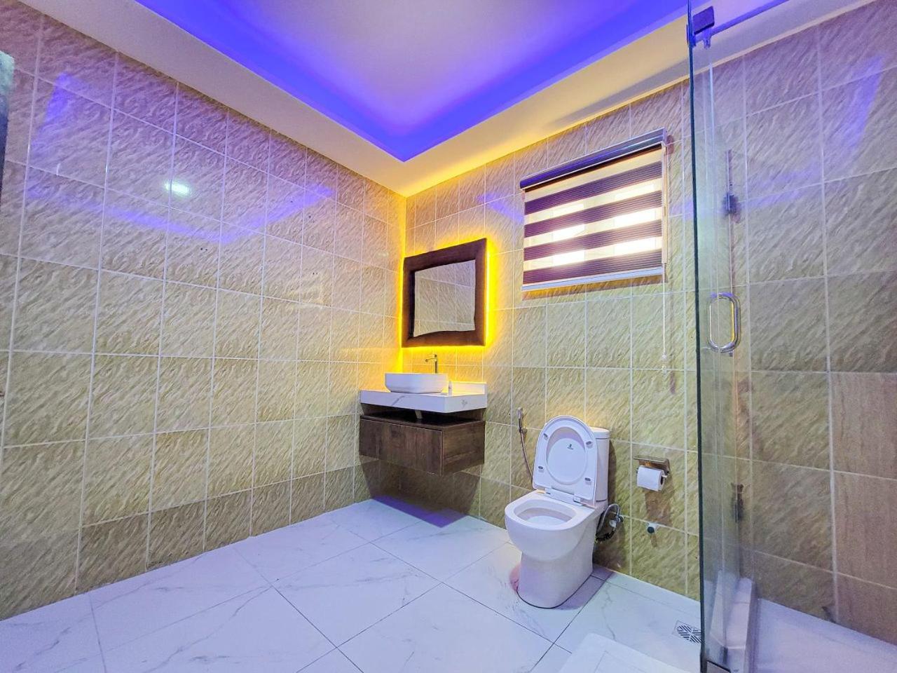 Presken Hotels @ Freedom Way, Lekki Buitenkant foto