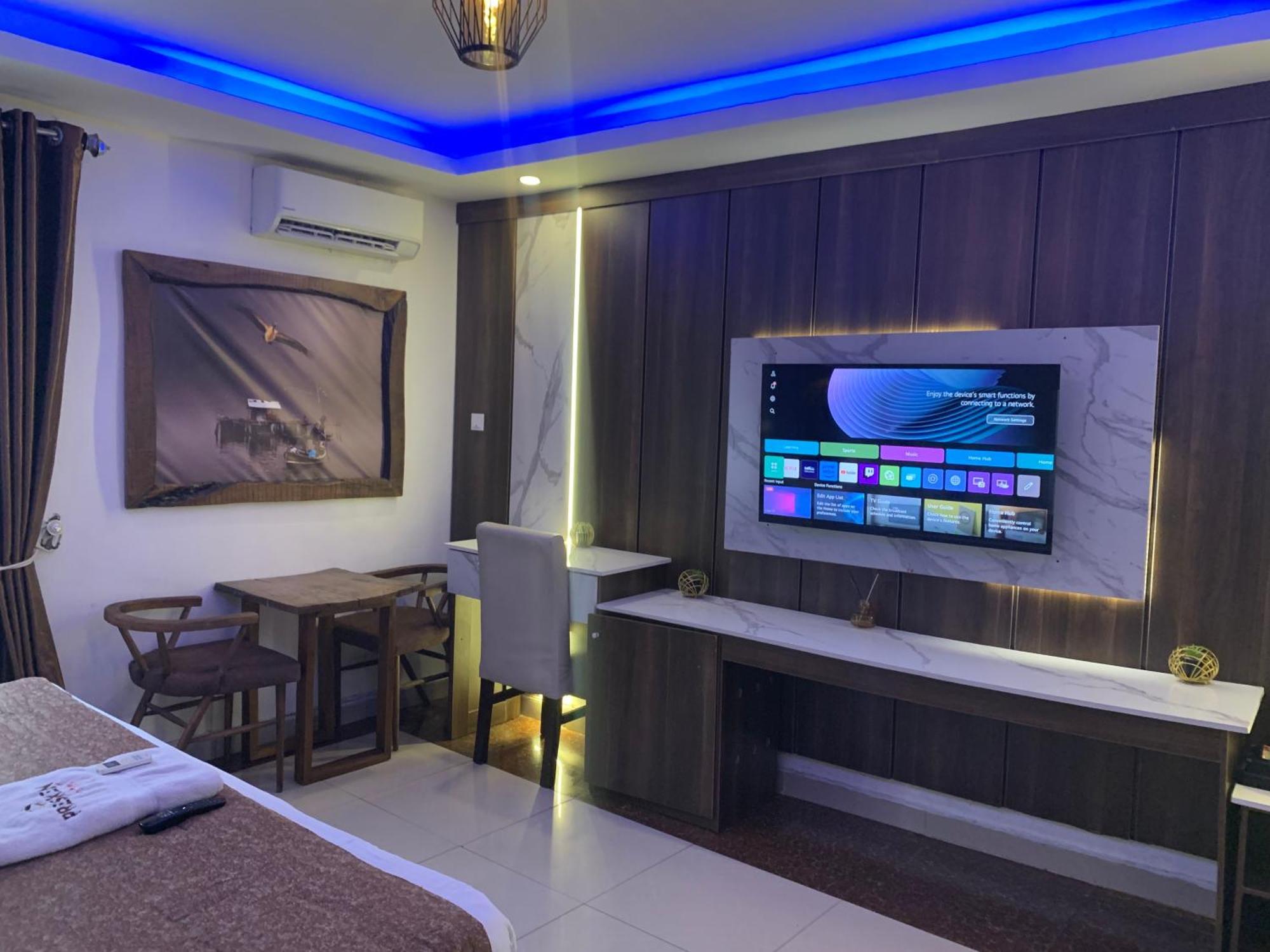 Presken Hotels @ Freedom Way, Lekki Buitenkant foto