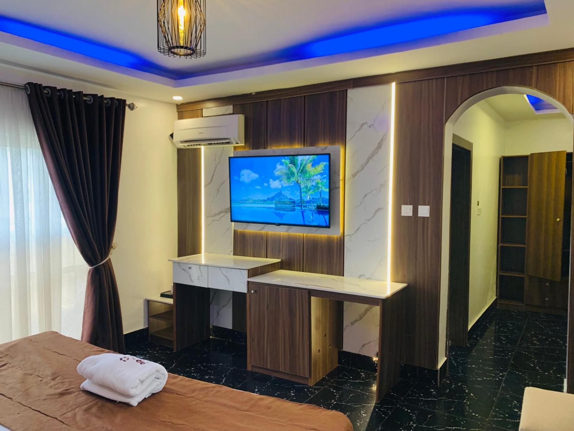 Presken Hotels @ Freedom Way, Lekki Buitenkant foto