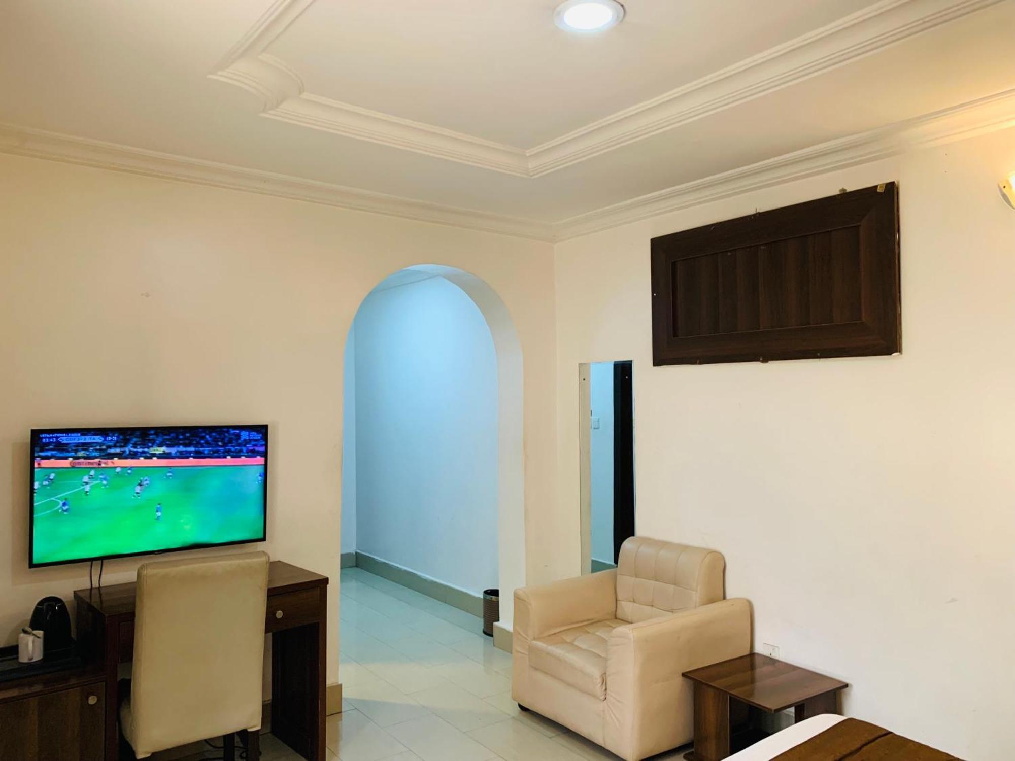 Presken Hotels @ Freedom Way, Lekki Buitenkant foto