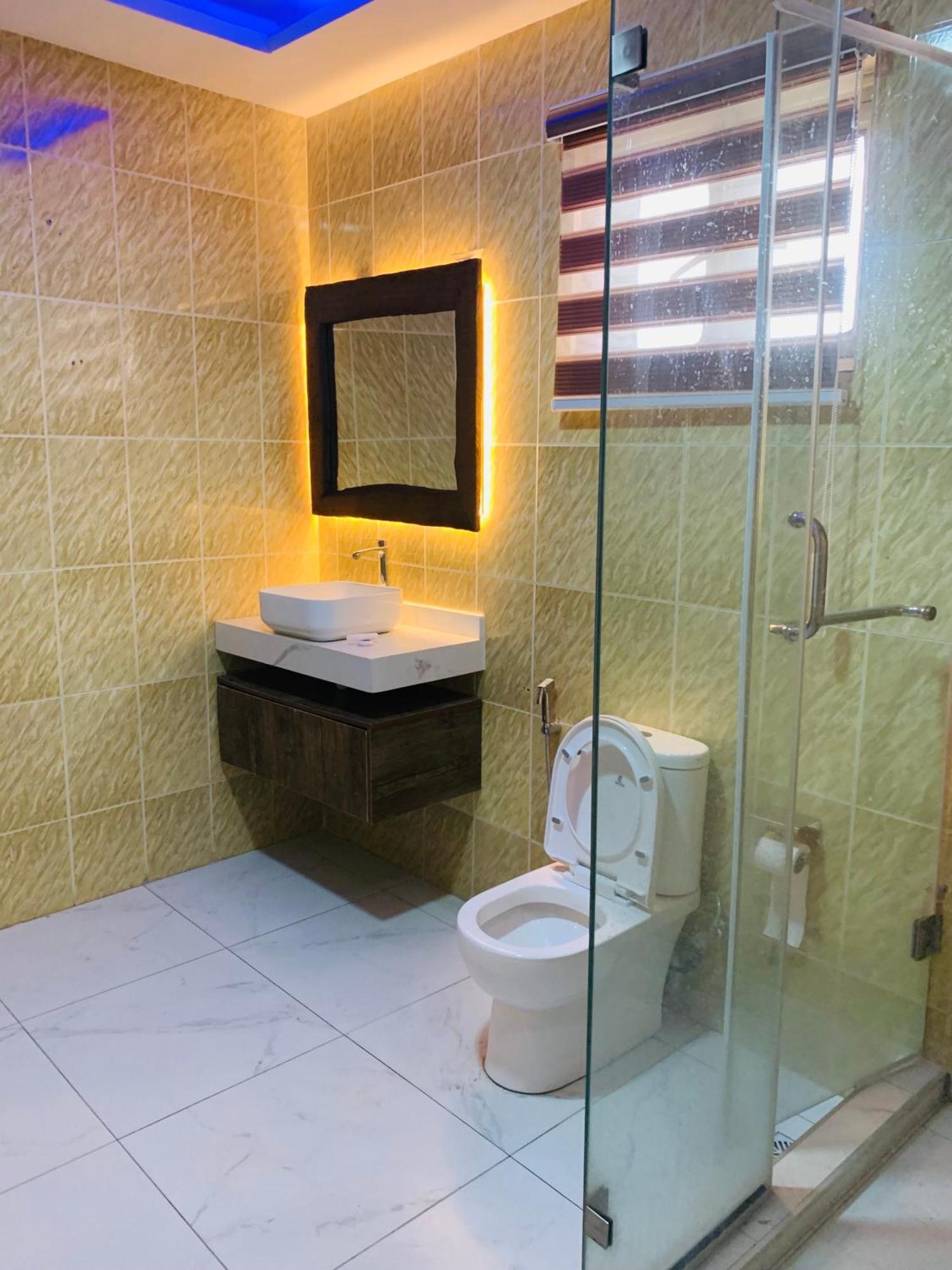 Presken Hotels @ Freedom Way, Lekki Buitenkant foto
