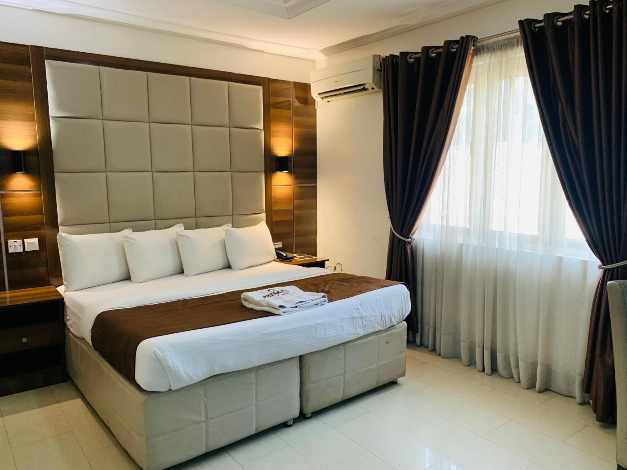 Presken Hotels @ Freedom Way, Lekki Buitenkant foto