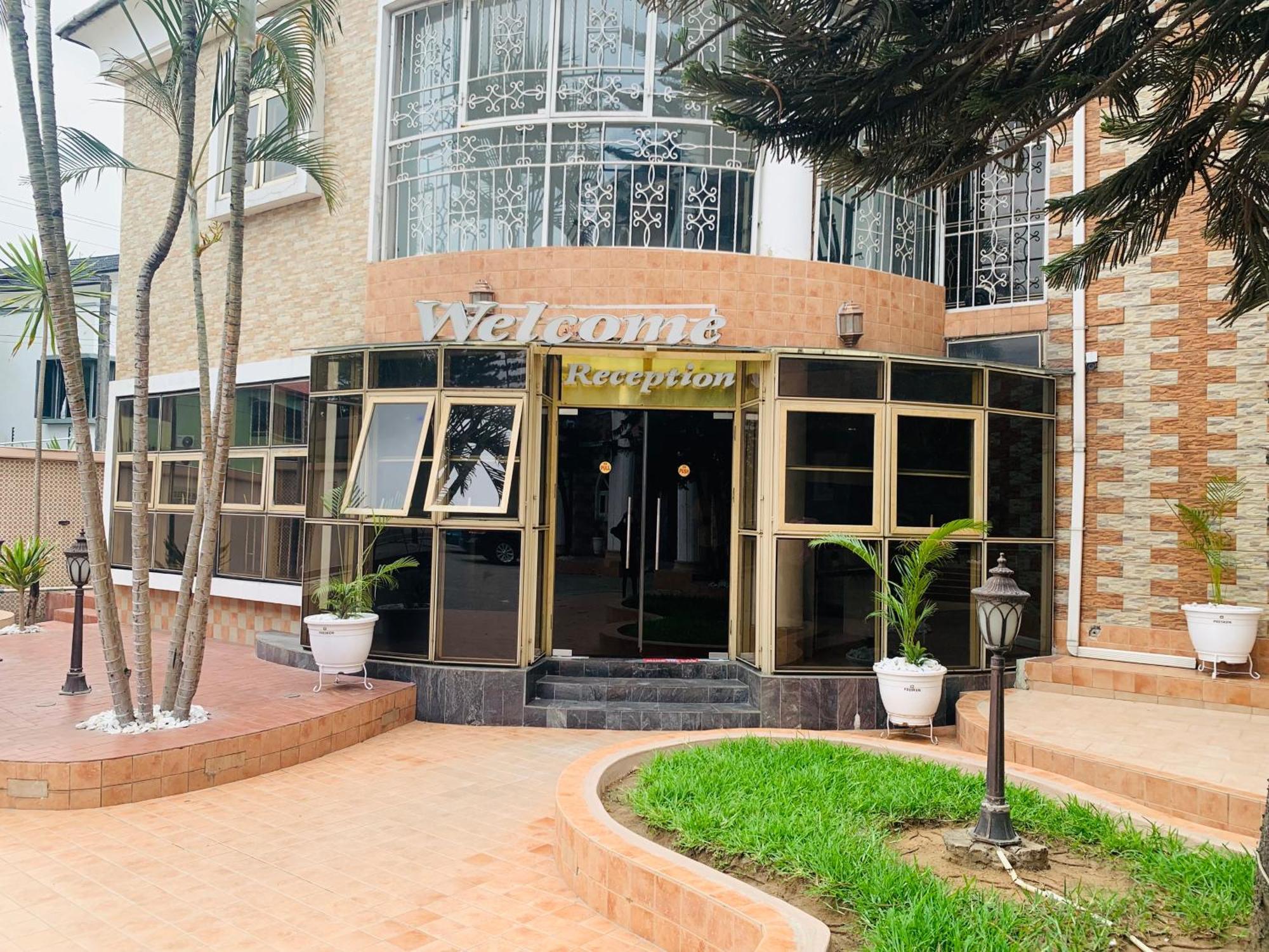 Presken Hotels @ Freedom Way, Lekki Buitenkant foto